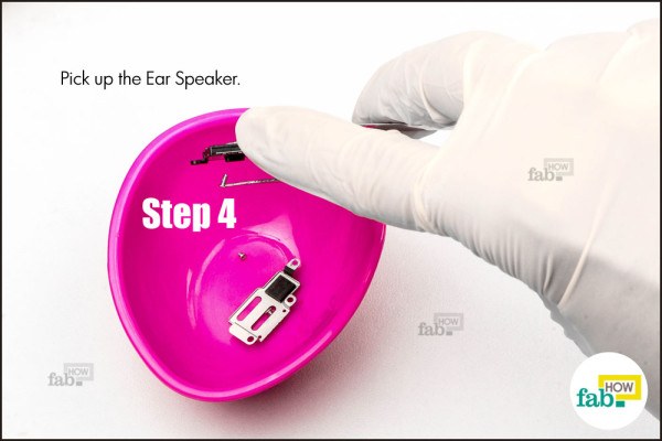 pick ear speaker