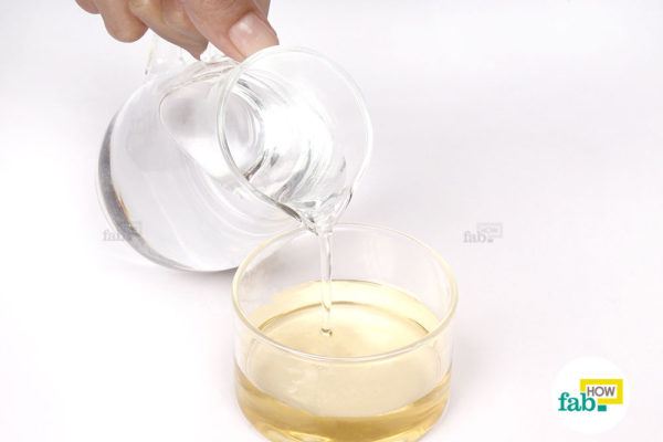 Dilute the apple cider vinegar with water