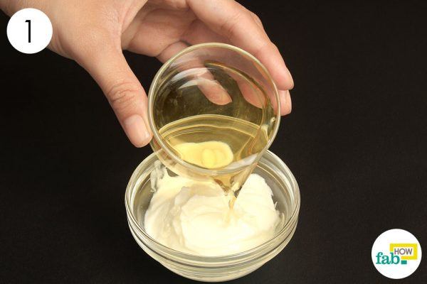 pour acv in yogurt for yeats infection