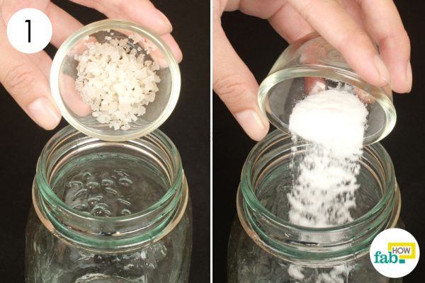 put salt and soda in a jar for stuffy nose