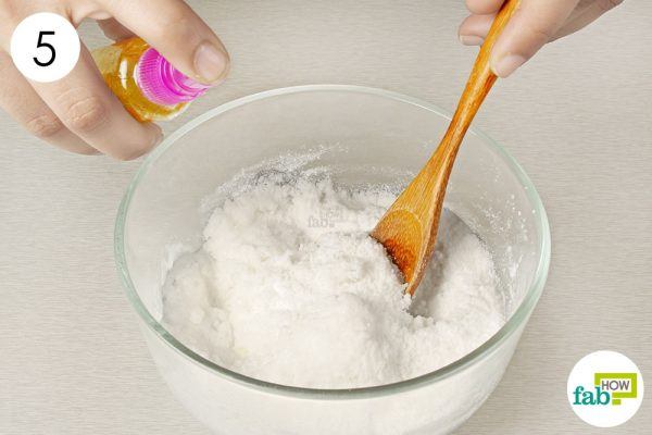spray the solution in baking soda mixture while stirring for cleaning toilets