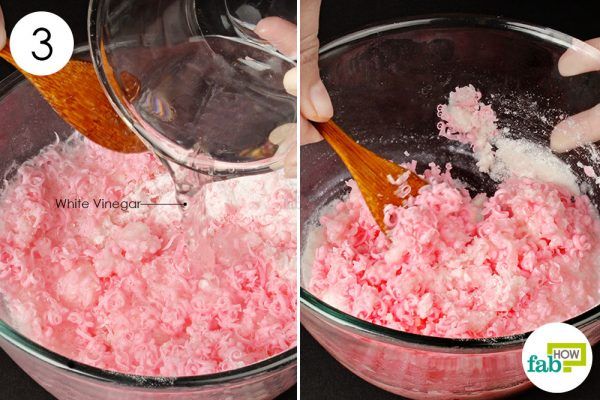 add vinegar to make a paste for making laundry detergent cubes