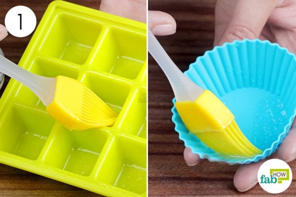 grease the ice cube tray or muffin mold