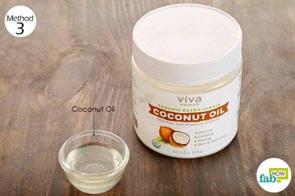 Apply coconut oil on your dog's skin to treat itchy skin in dogs