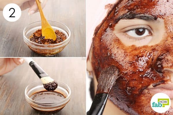 Apply cocoa-oatmeal face mask with honey and coconut oil for glowing skin