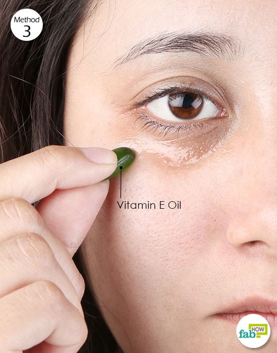 Use vitamin E oil to reduce and fade your dark circles